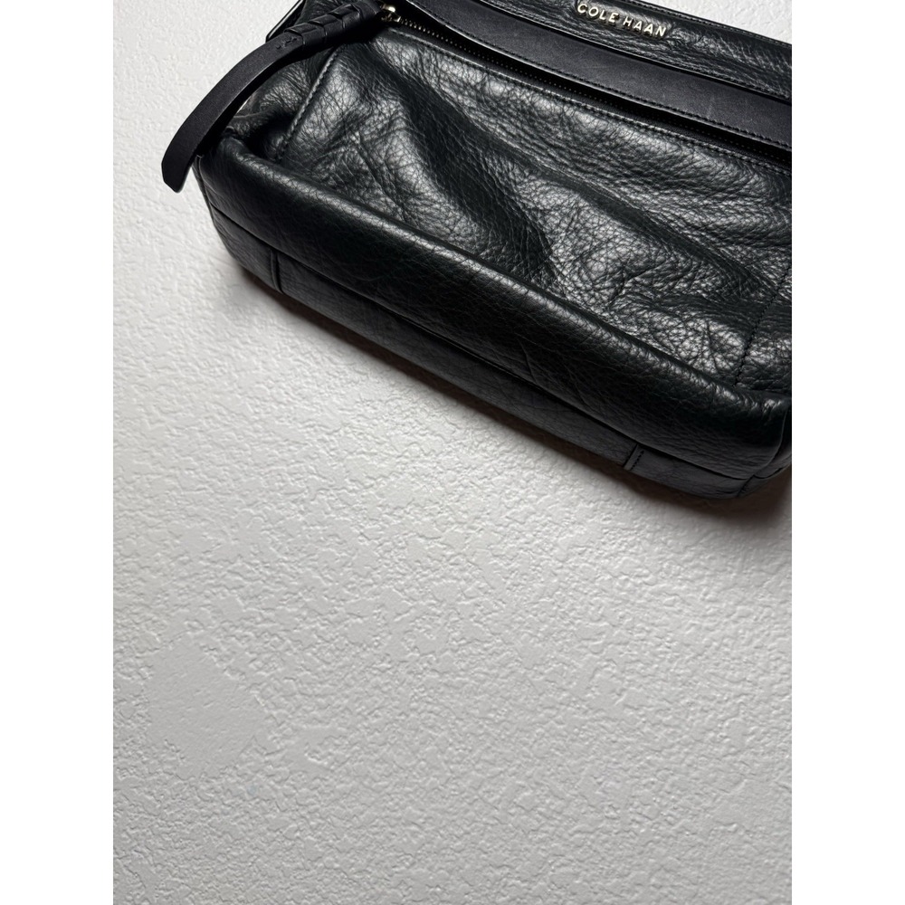 Cole Haan Black Pebbled Leather Crossbody Bag Zip Top Adjustable Strap Purse - Picture 10 of 10